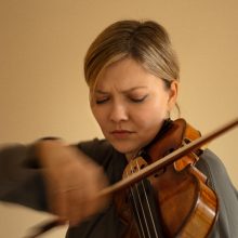 La Orquesta Sinfónica de Castilla y León concluye la temporada con la violinista Alina Ibragimova y la cantaora María Toledo